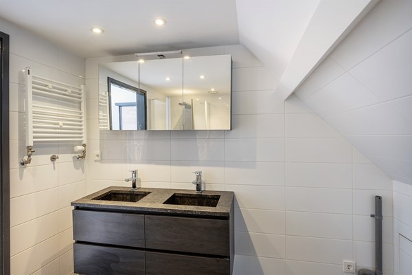 Medium property photo - Spoorsingel 74B02, 3033 GP Rotterdam